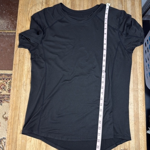 Zyia Active Women’s Size XL Black T-Shirt scoop hem longer in front than back - Picture 6 of 7